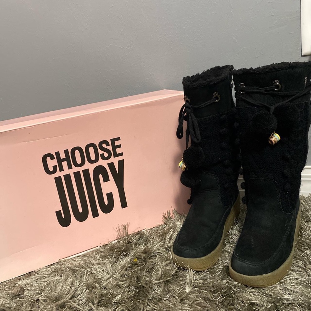 Juicy couture snow boots